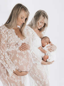 Schwangeren und Neugeborenen Foto als Collage